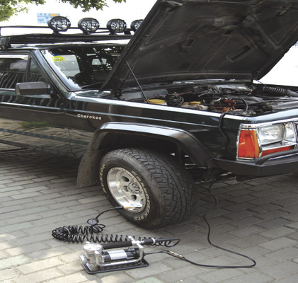 पोर्टेबल क्रोम DC12v धातु टायर एयर कंप्रेसर मगरमच्छ क्लिप के साथ