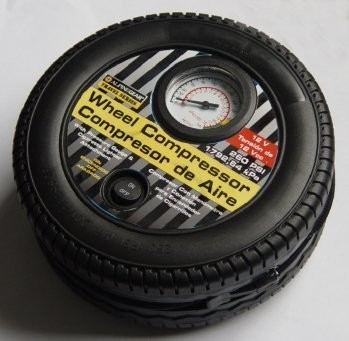 टायर आकार पोर्टेबल कार हवा कंप्रेसर टायर Inflator प्लास्टिक DC12V