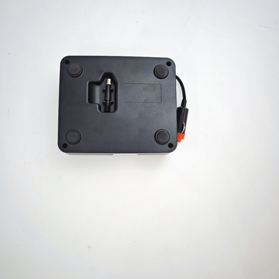 ब्लैक कार टायर डीसी 12V पोर्टेबल एयर कंप्रेसर पोर्टेबल टायर inflator