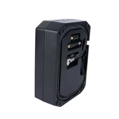 डिजिटल गेज के साथ 12V पोर्टेबल कार एयर कंप्रेसर 150psi