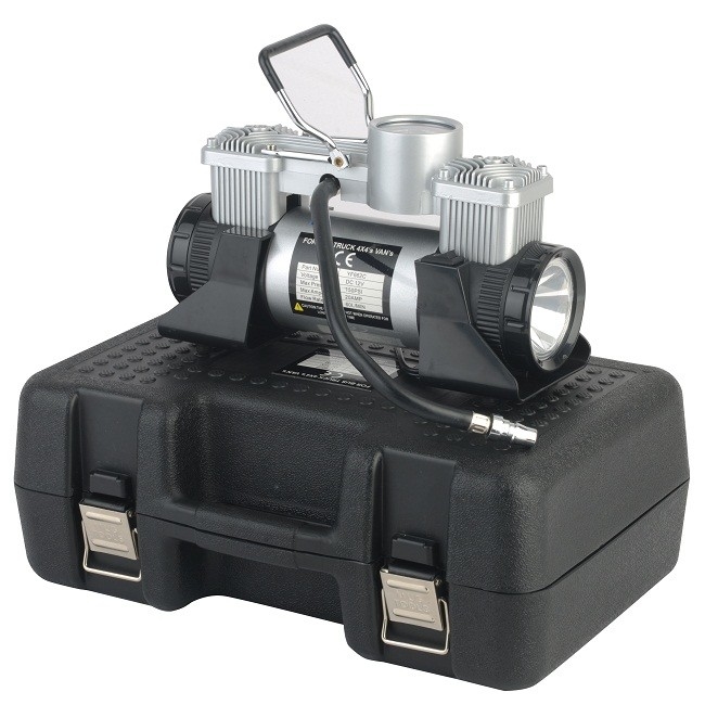 डीसी12v डबल सिलेंडर धातु कार टायर inflator एलईडी प्रकाश और उपकरण बॉक्स के साथ